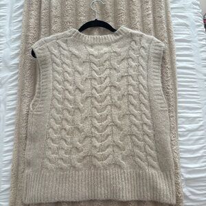 Listicle Women's Cable Knit Sweater Vest - Beige
